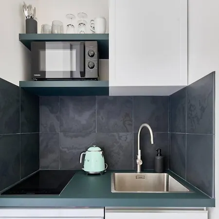 Le Grand Marais 1br Near Metro 1 8 5 *