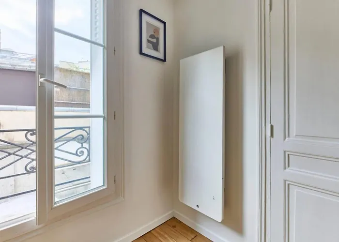 Le Grand Marais 1br Near Metro 1 8 5 *